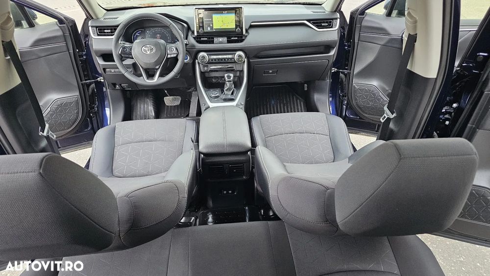 Toyota RAV4 2.5 4x4 Team Deutschland - 5