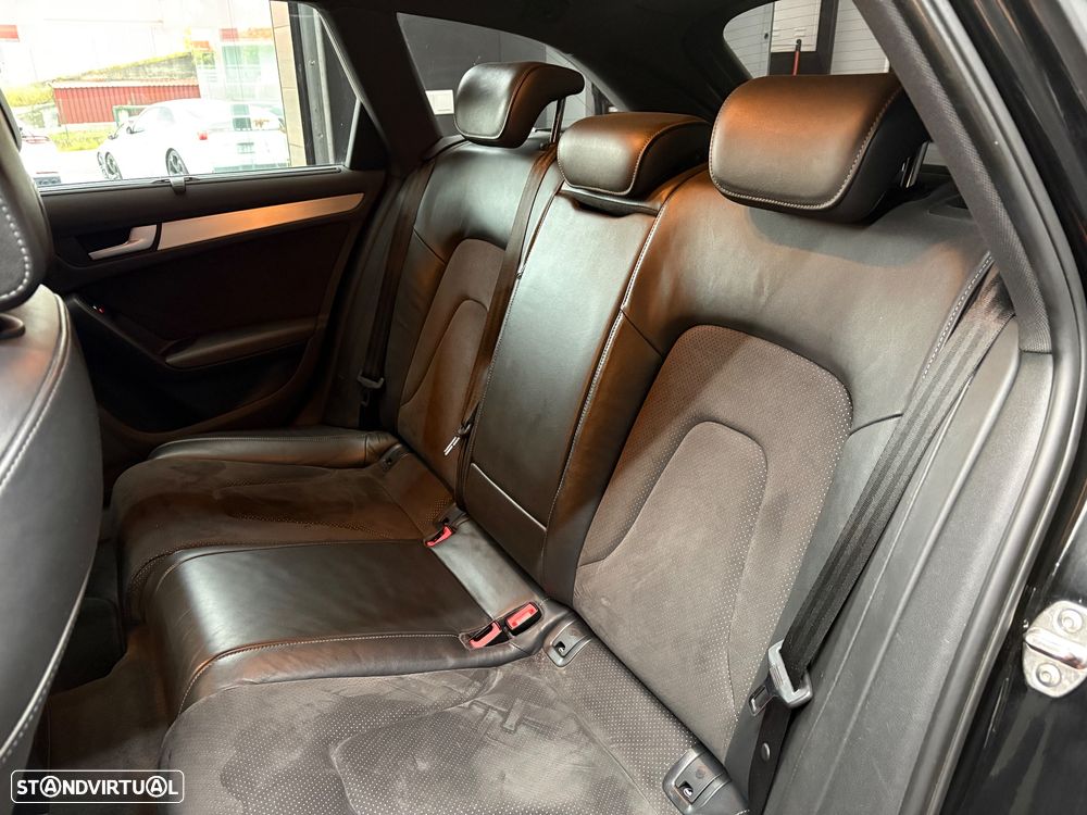 Audi A4 Avant 2.0 TDI Multitronic S-line - 37