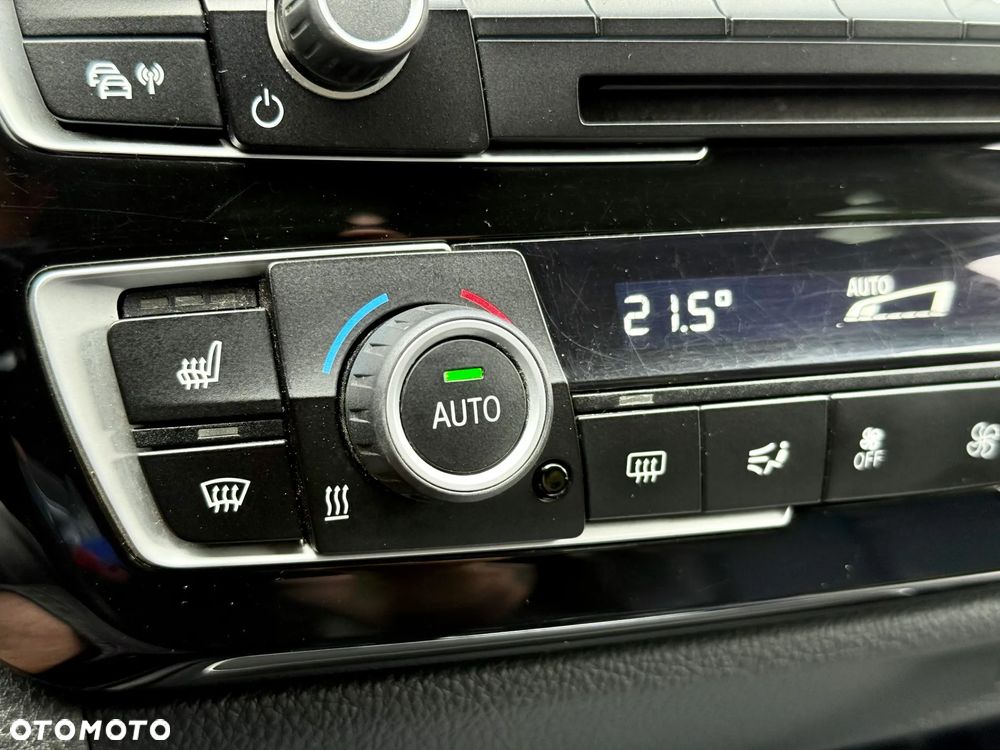 BMW Seria 3 318d - 30