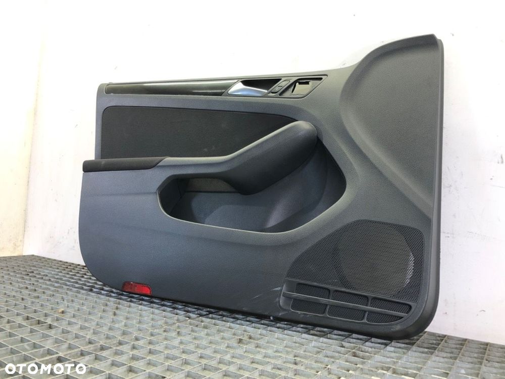 BOCZEK DRZWI LEWY PRZÓD - 100.00 PLN - VW JETTA IV (162, 163, AV3, AV2) 2008 - 2022 1.2 TSI 77 kW - 3