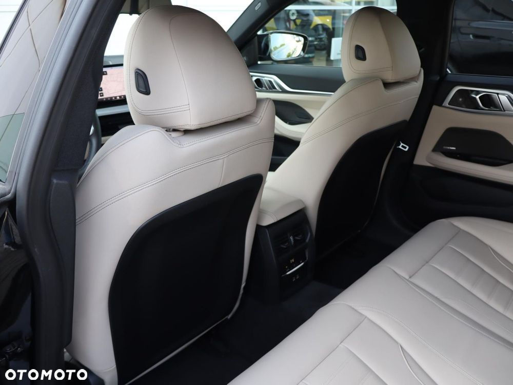 BMW i4 83.9kWh M60 xDrive - 15