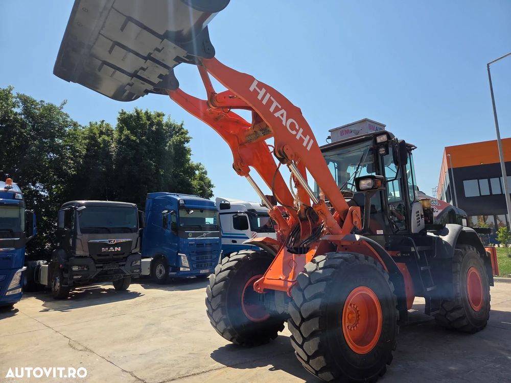 Hitachi ZW180-6, 2019, 6.049h, FULL OPTION, Gresare automataz, Cupa NOUA 3mc, anvelope L5 90% bune, Cantar, Joystick, inst hidr suplimentara, Masa operationala 17t, motor 129kW, basculeaza la 4m,Camera spate,Posibilitate leasing 3 ani-PROMOTIE -96900 EUR+Tva - 16