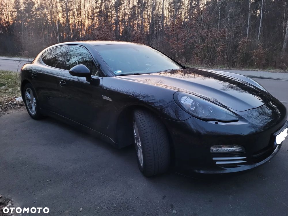 Porsche Panamera 4 - 9