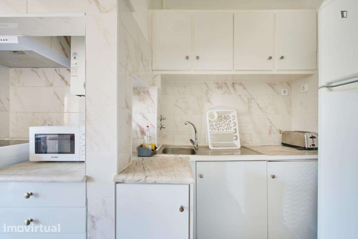 Quarto - localizado em Alameda Lisbon - Grande imagem: 3/45