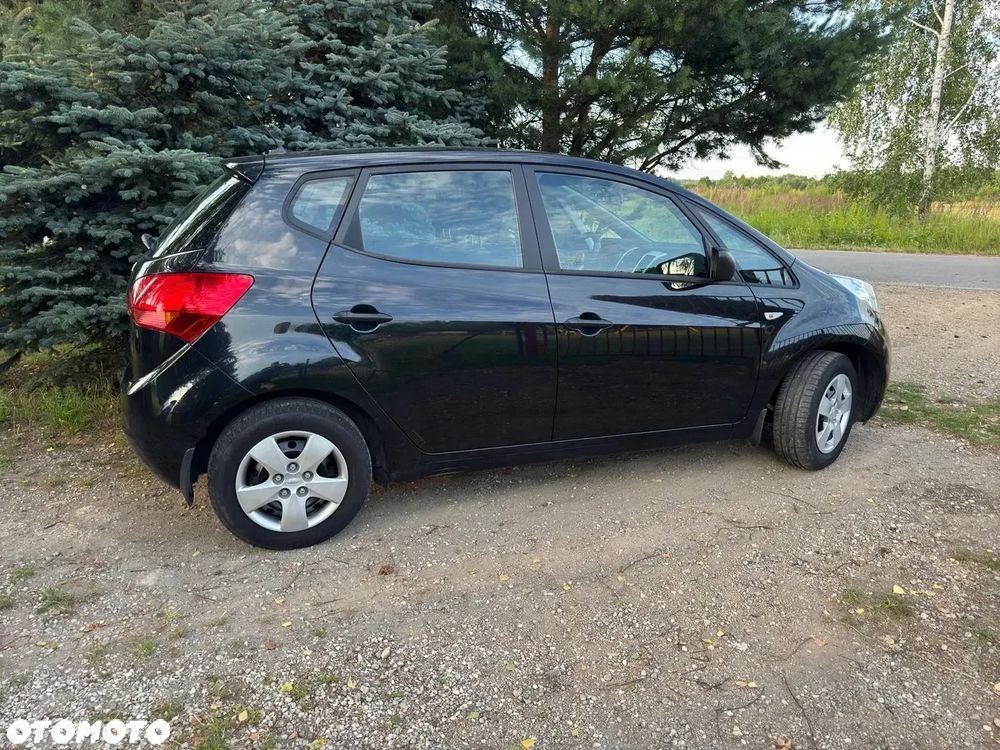 Kia Venga - 22
