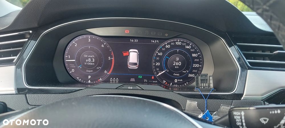 Volkswagen Passat - 38