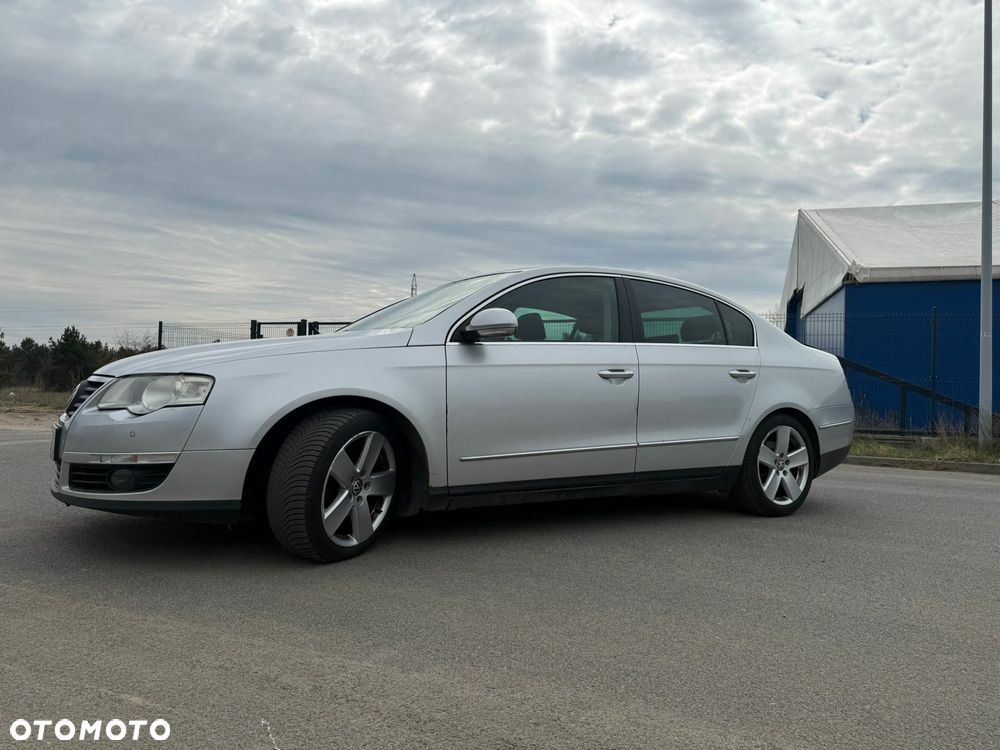 Volkswagen Passat 2.0 TDI DPF Comfortline - 1