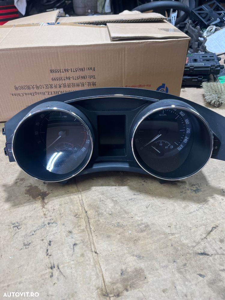 Ceasuri bord color Skoda superb 2.0 tdi 2011 - 1