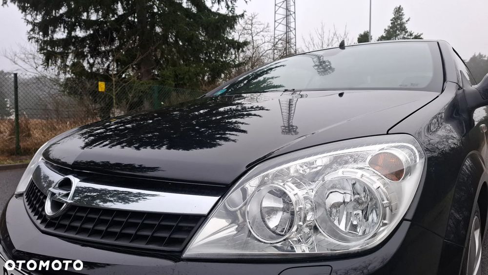 Opel Astra 1.8 Cosmo - 24