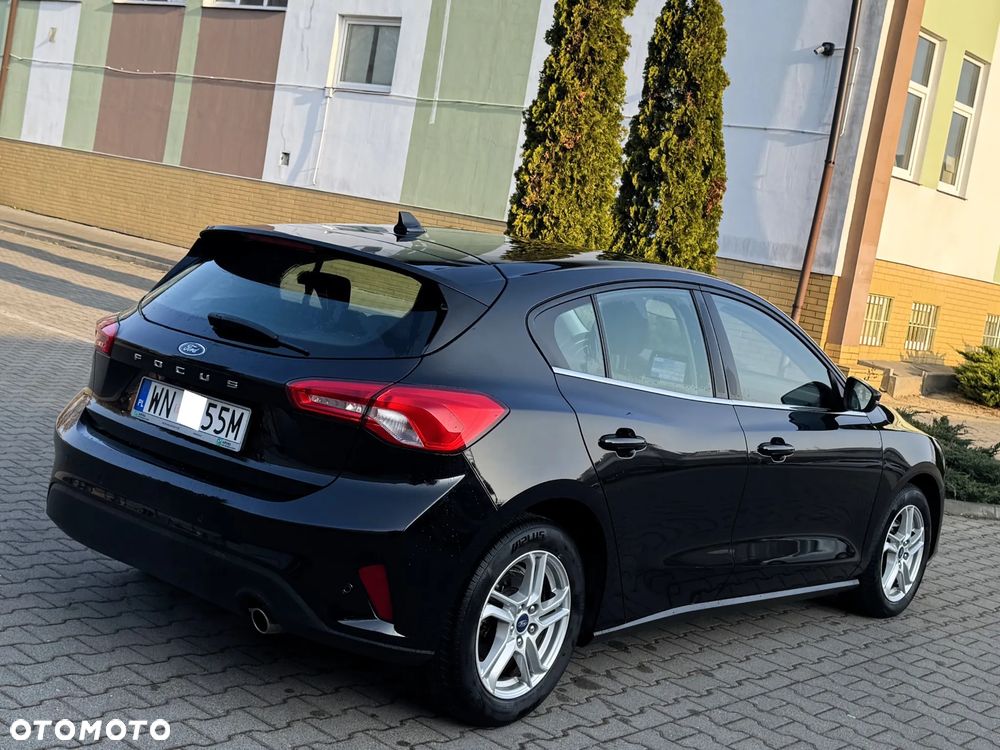 Ford Focus 1.0 EcoBoost Trend Edition - 36