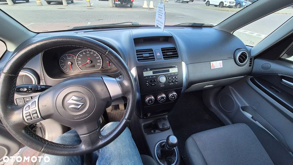 Suzuki SX4 - 11
