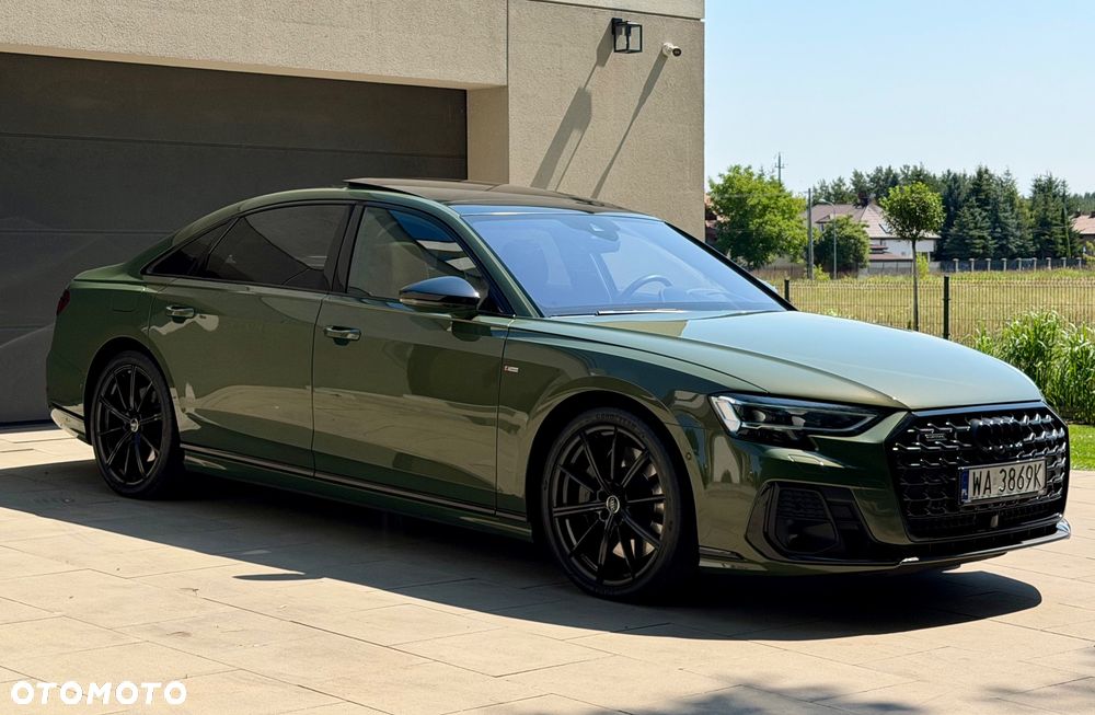 Audi A8 - 4