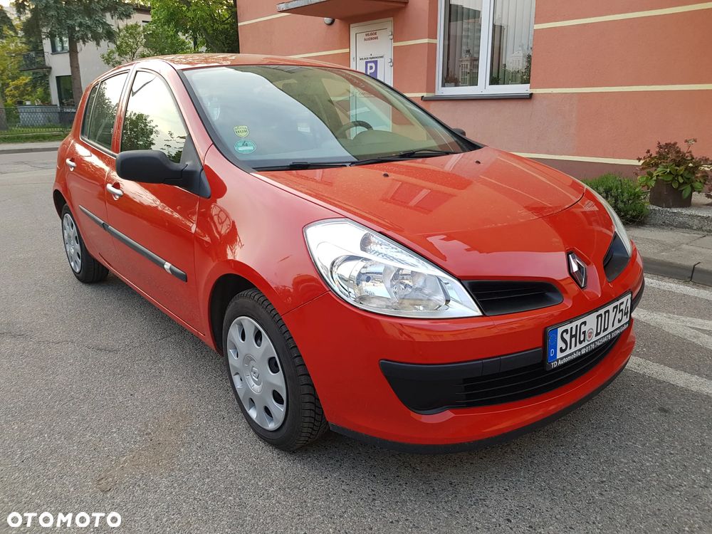 Renault Clio 1.2 16V 75 Dynamique - 2
