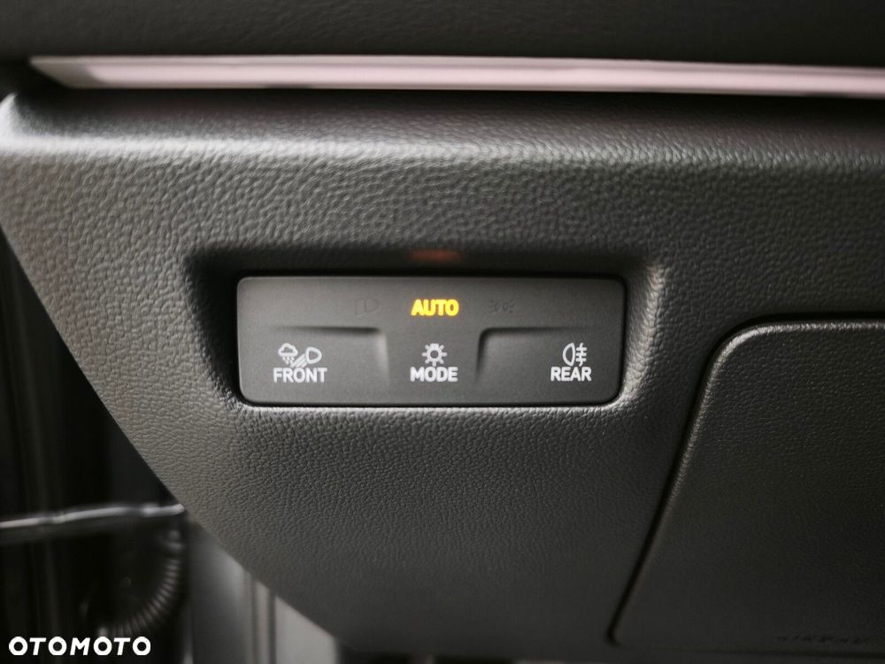 Volkswagen Passat - 21