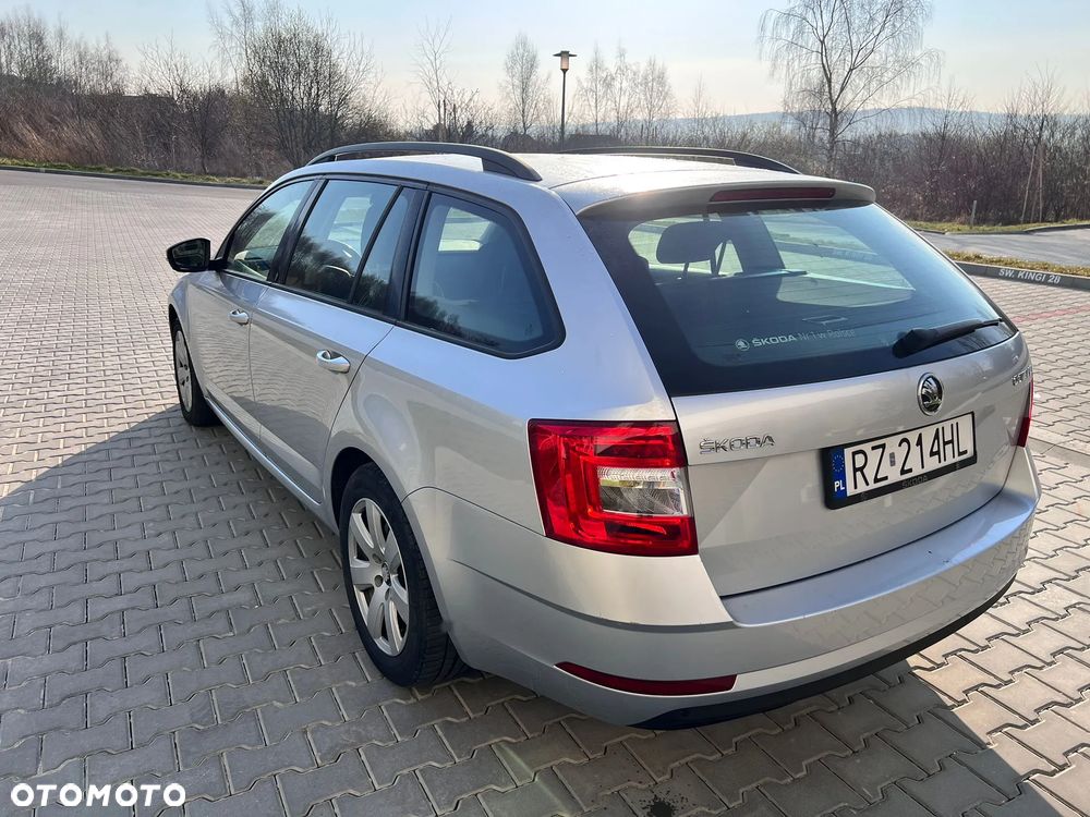 Skoda Octavia - 3