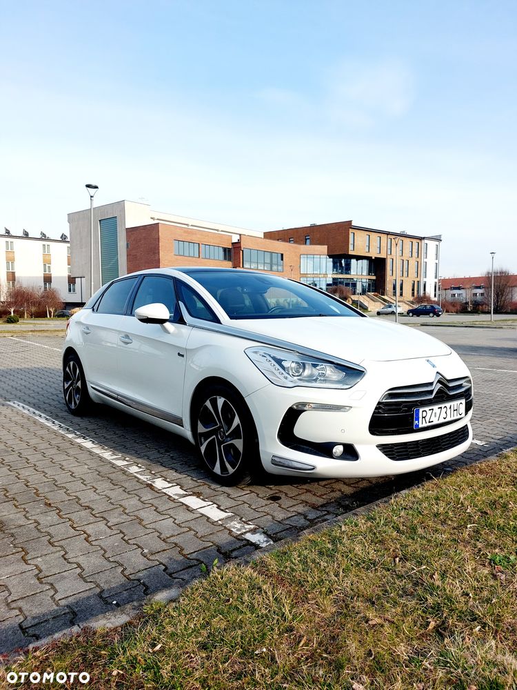 Citroën DS5 2.0 HDi Hybrid4 SoChic MCP - 1