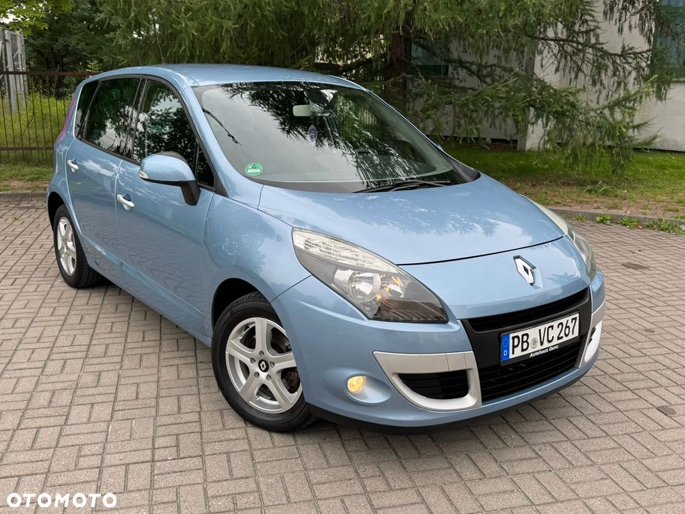 Renault Scenic 1.6 16V Confort Privilege - 3