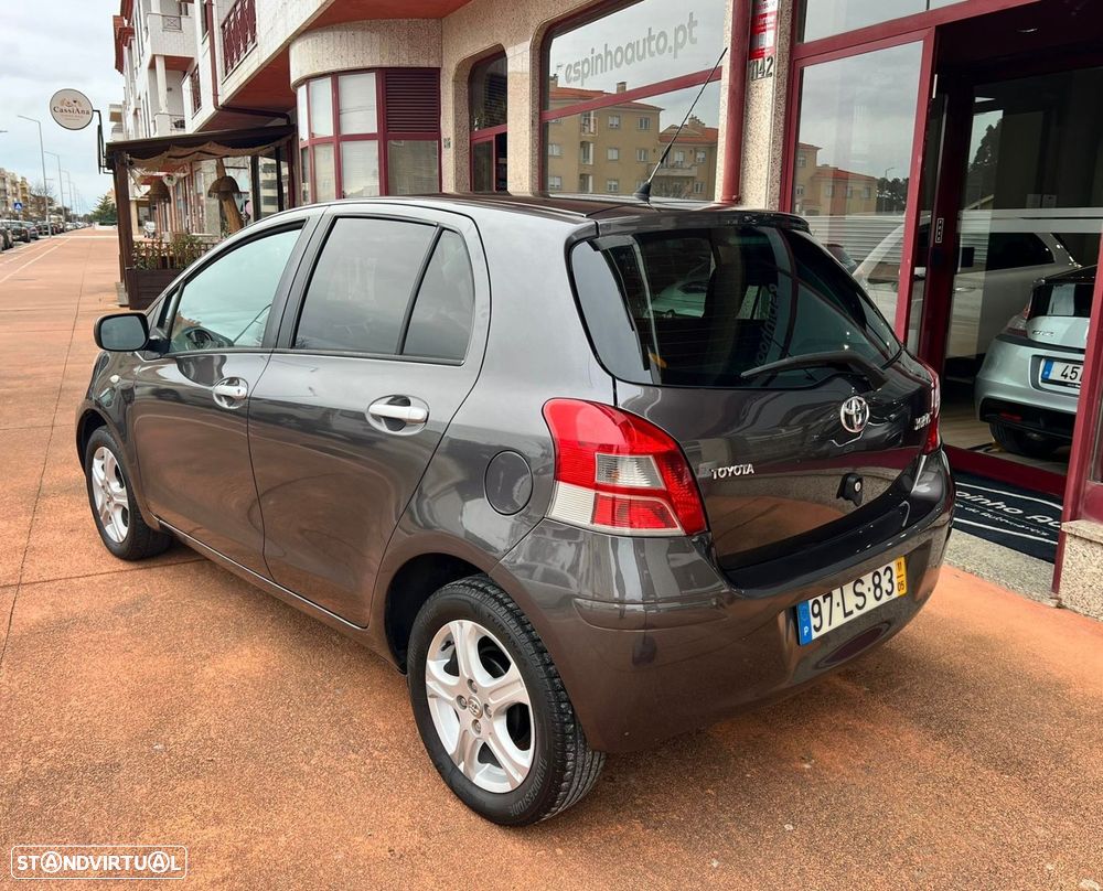 Toyota Yaris 1.0 VVT-i Rock in Rio 10 - 2