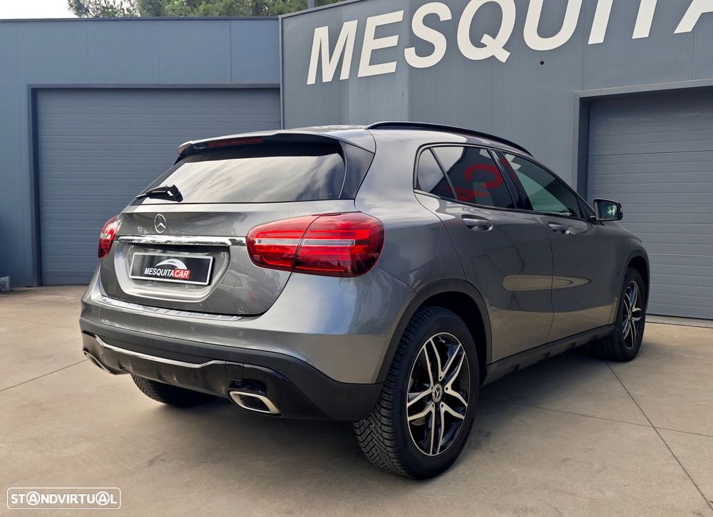 Mercedes-Benz GLA 180 d Urban - 10