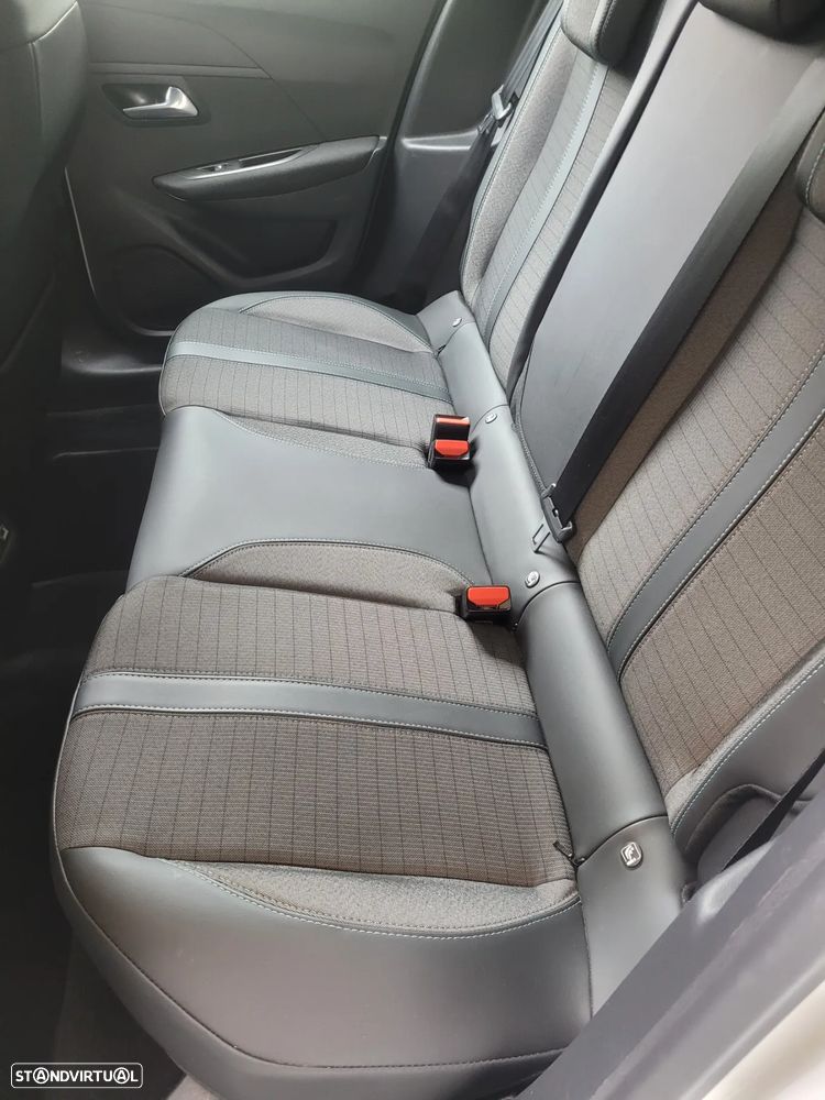 Peugeot e-208 Active - 3