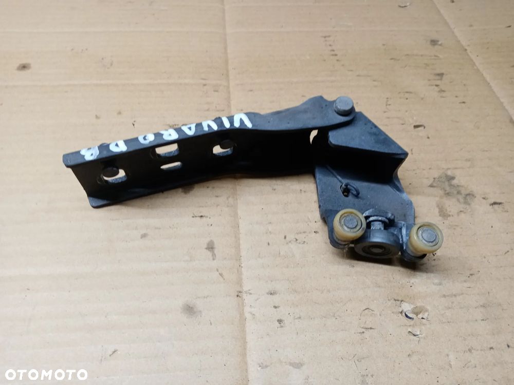 Rolka drzwi przesuwnych prawych Opel Vivaro B Trafic III 777647086R 93451865 - 2