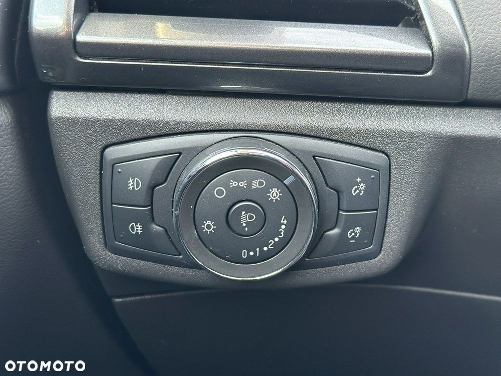 Ford Mondeo 2.0 EcoBlue Titanium - 12