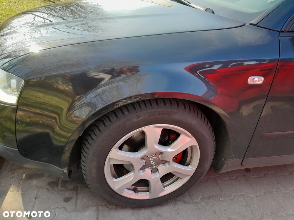 błotnik Audi A4 B6 LZ9W - 1