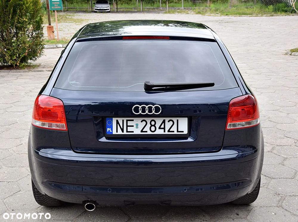 Audi A3 3-drzwiowe 1.6 S Line Sportpaket plus - 2
