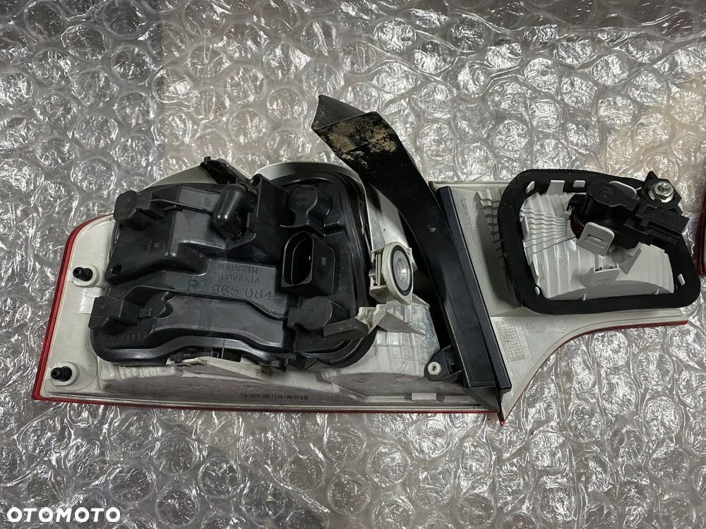 LAMPY TYŁ AUDI A4 B7 8E0 SEDAN 8E5945096 8E5945095 - 5