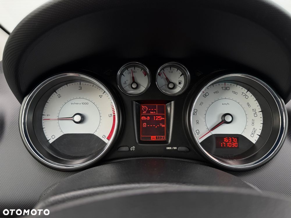 Peugeot 308 CC HDi FAP 140 Premium - 21