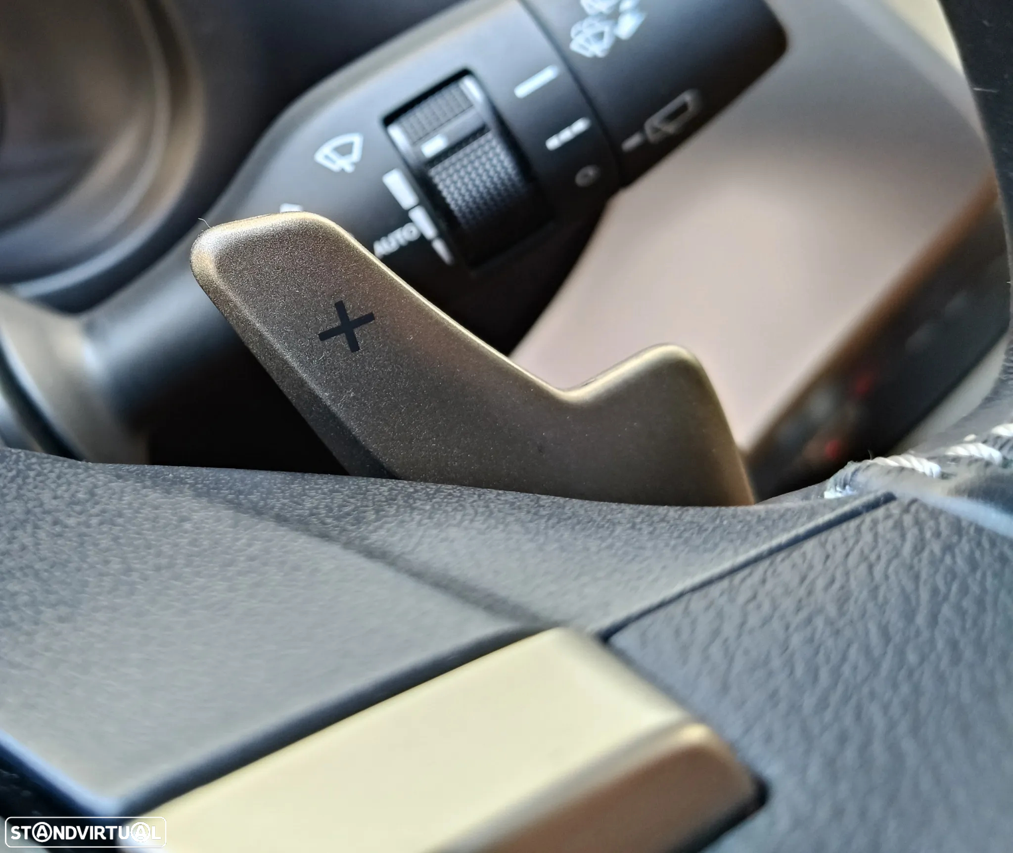 Lexus NX 300h Executive+ - 20