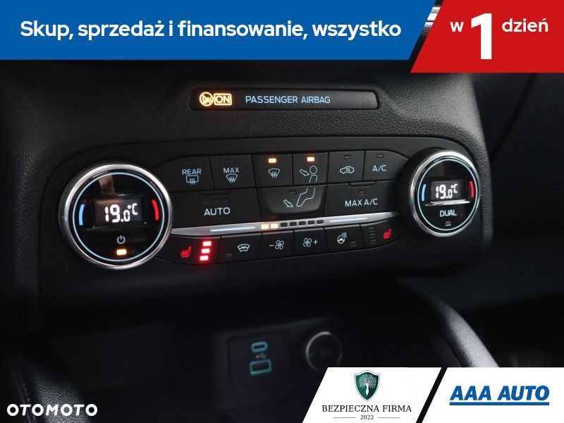 Ford Kuga - 17