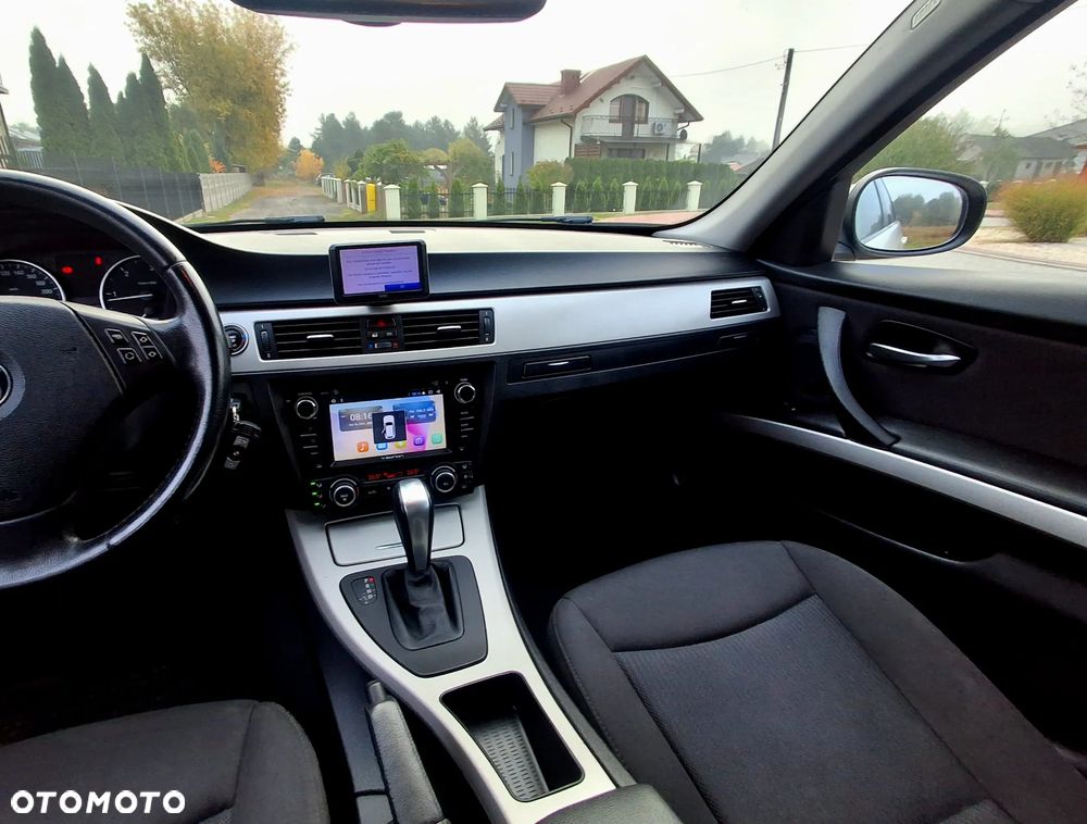 BMW Seria 3 - 25