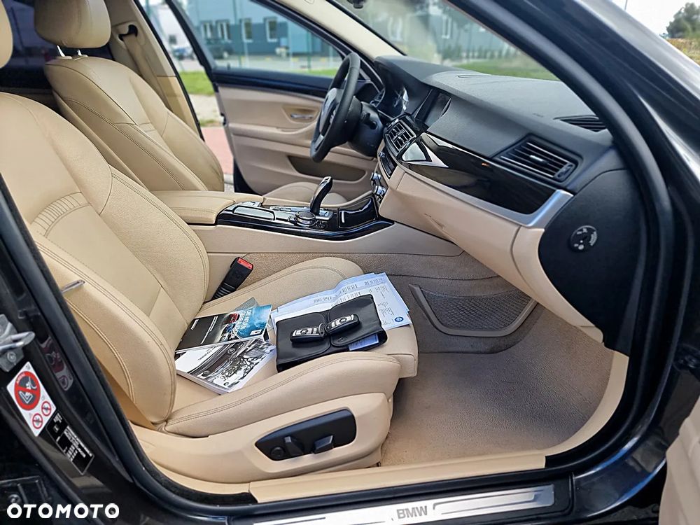 BMW Seria 5 520d Luxury Line sport - 7