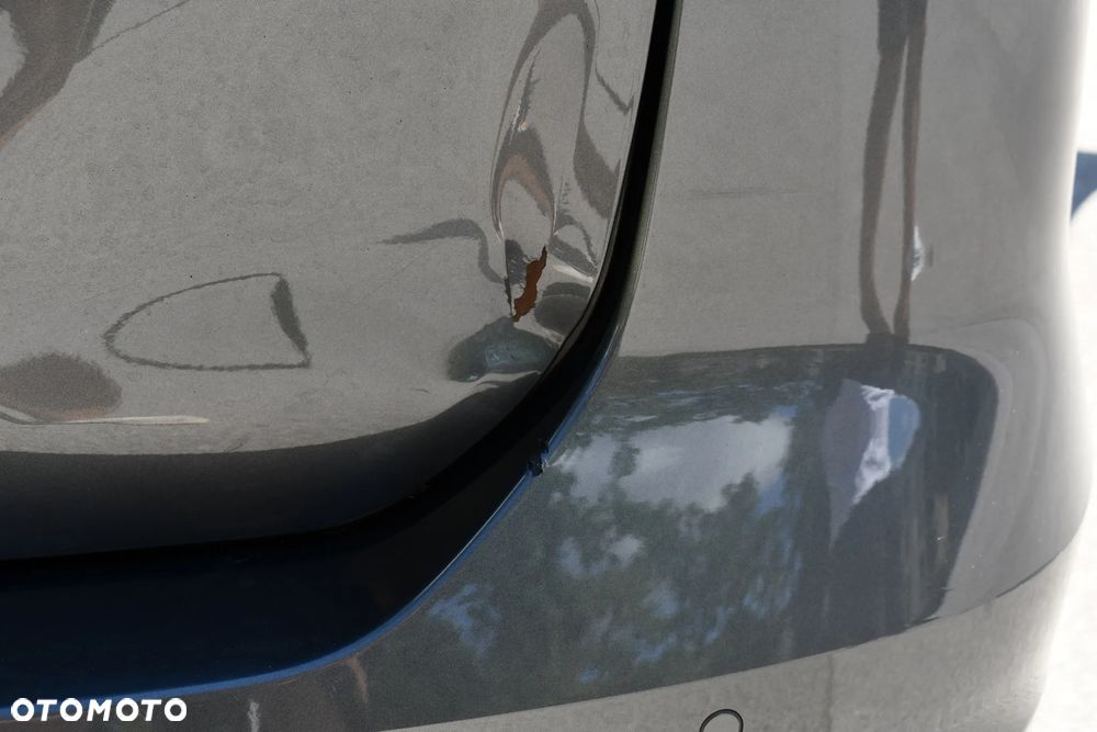 Volkswagen Sharan - 24