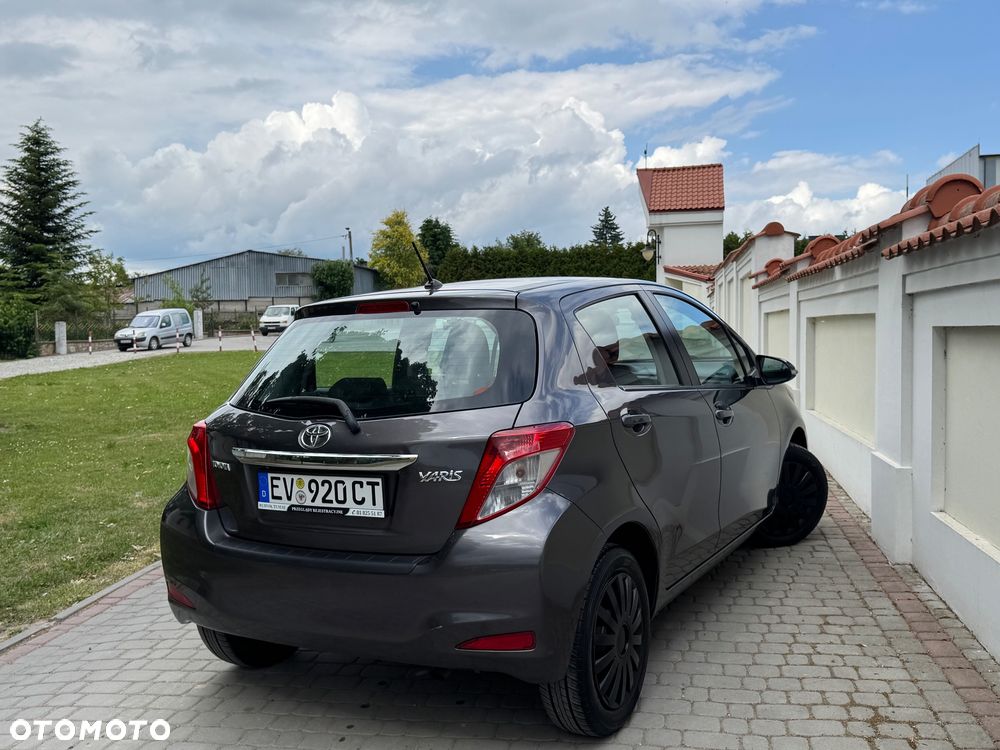Toyota Yaris - 9