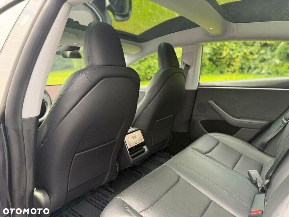 Tesla Model 3 Langstreckenbatterie Allradantrieb Dual Motor - 16