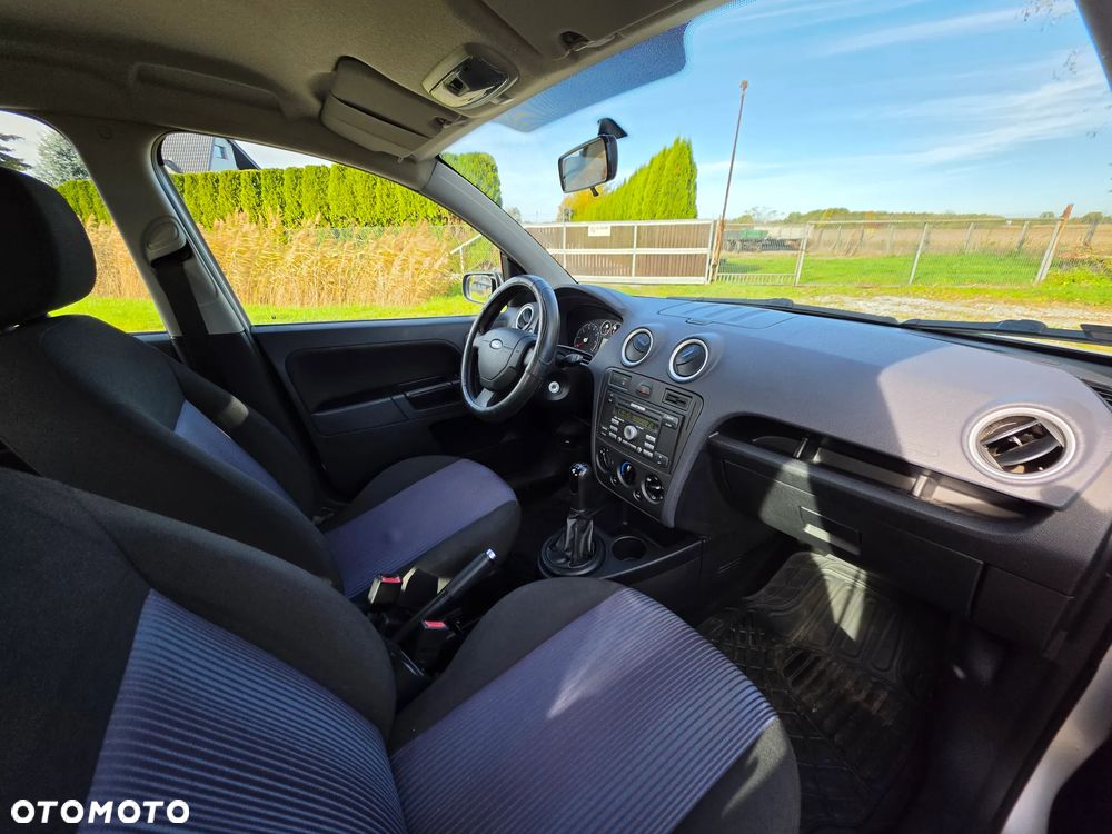 Ford Fusion - 9