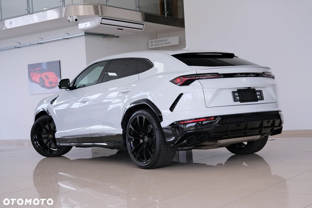 Lamborghini Urus - 14