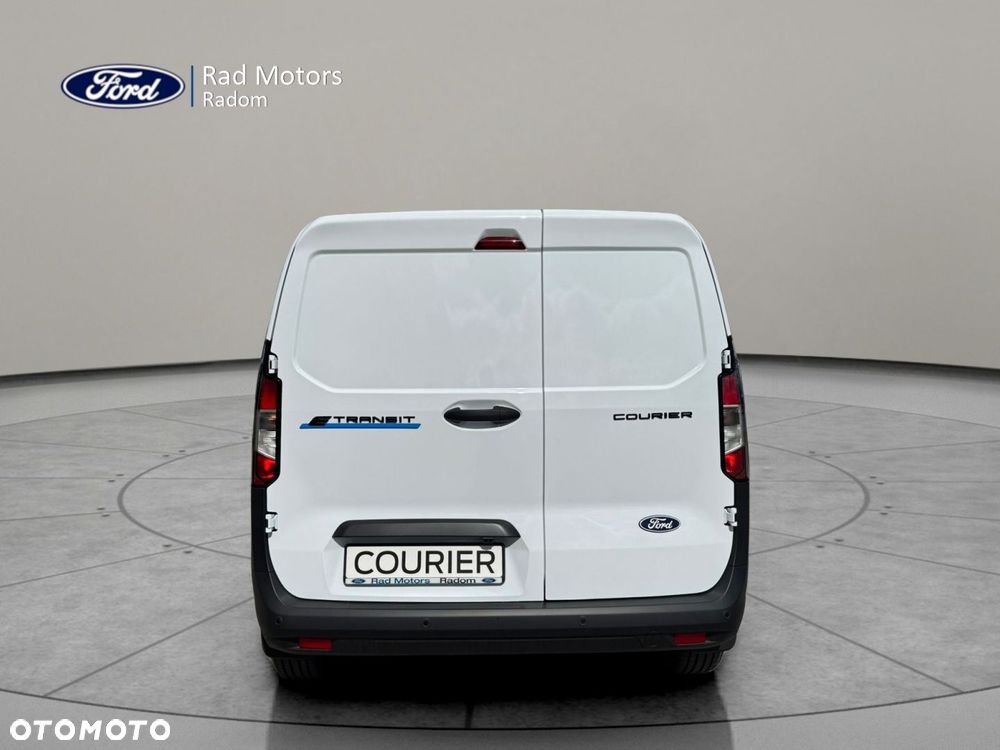 Ford Transit Courier - 4