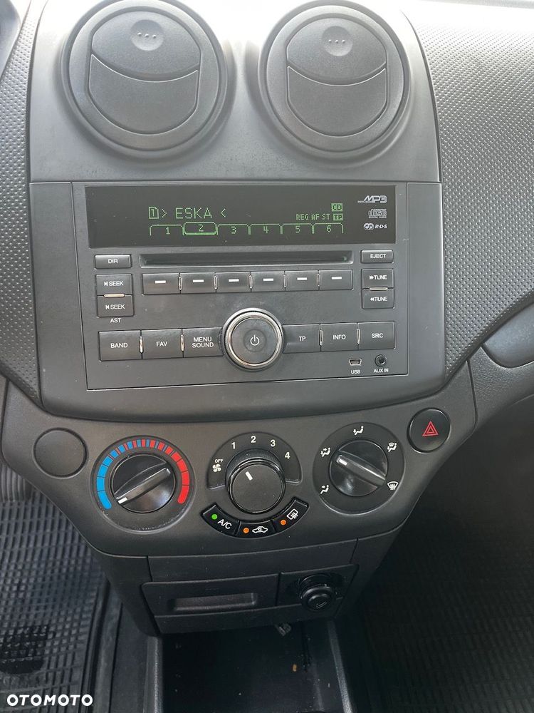 Chevrolet Aveo 1.2 16V LS - 13
