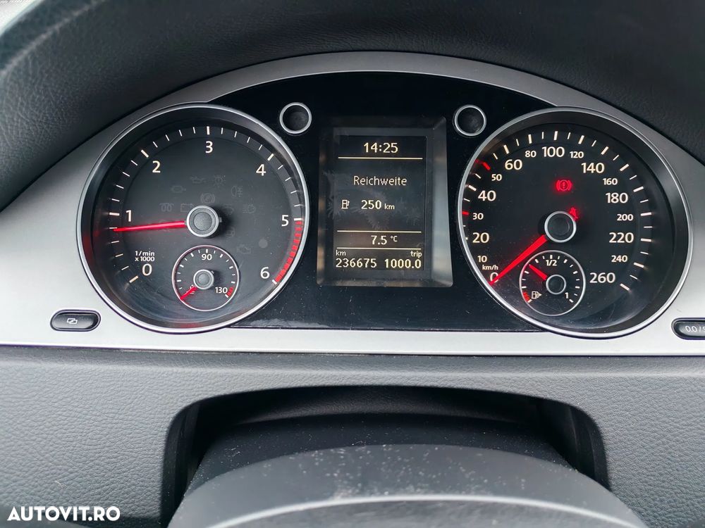 Volkswagen Passat Variant 2.0 TDI DPF Comfortline - 15