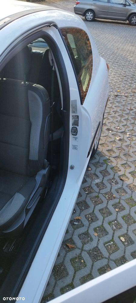 Peugeot 207 1.4 HDi Trendy - 17