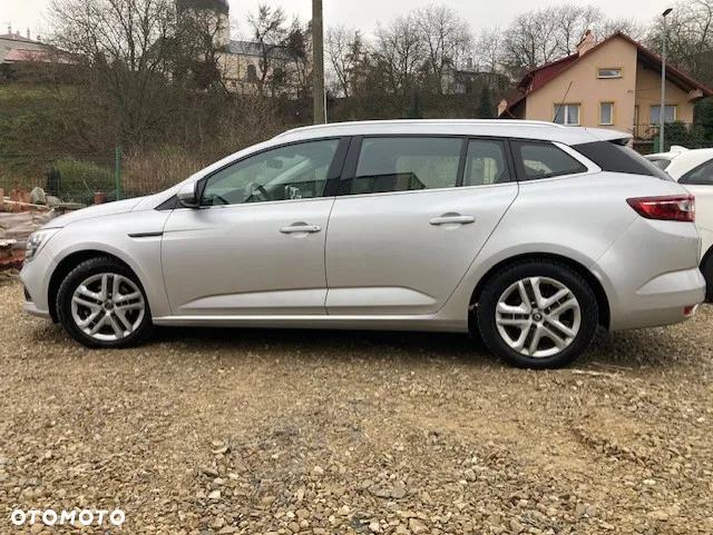 Renault Megane 1.5 Blue dCi Business - 13