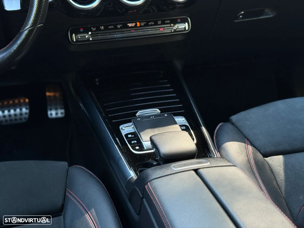 Mercedes-Benz B 180 d 7G-DCT AMG Line - 32