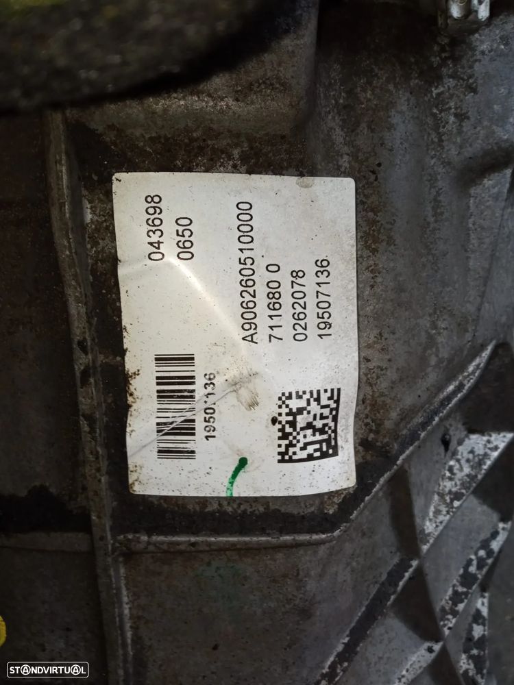 Caixa de 6 velocidades Mercedes Sprinter REF: 711 680 - 22