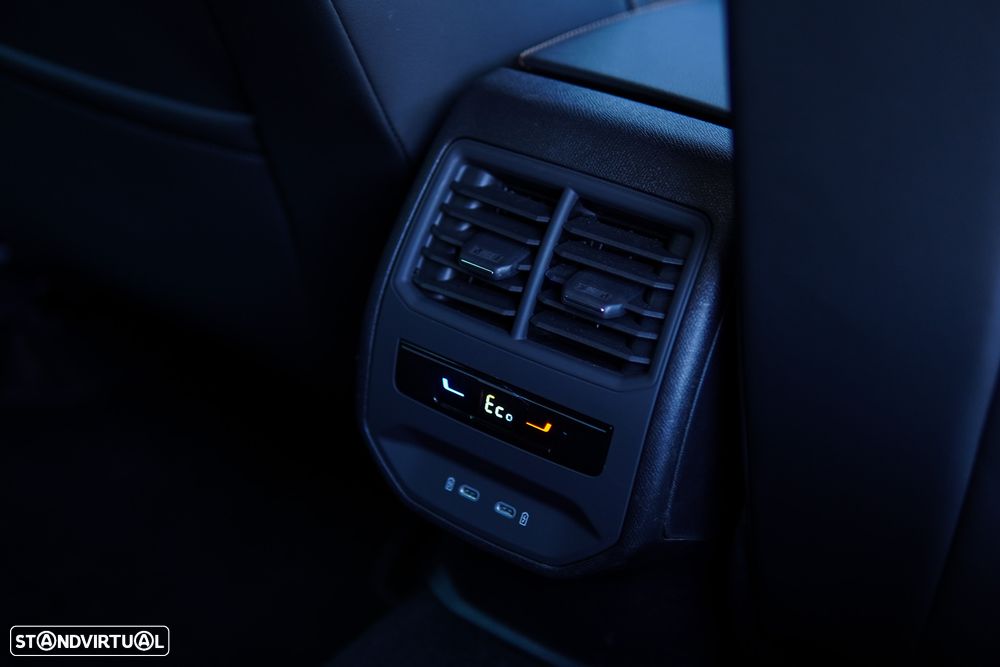 Cupra Formentor 1.4 e-Hybrid Plus DSG - 56