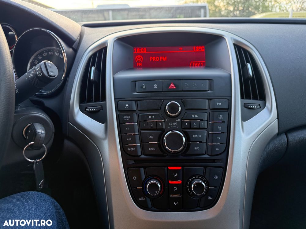 Opel Astra 1.4 Turbo Design Edition - 10