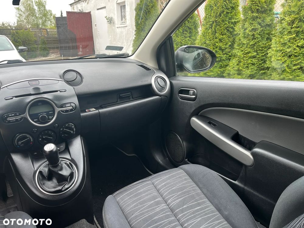 Mazda 2 1.3 Exclusive - 16