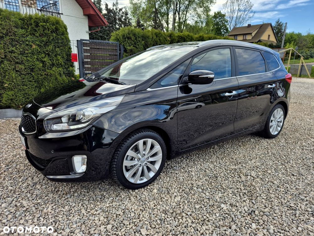 Kia Carens 1.6 GDI Fifa World Cup Edition - 4
